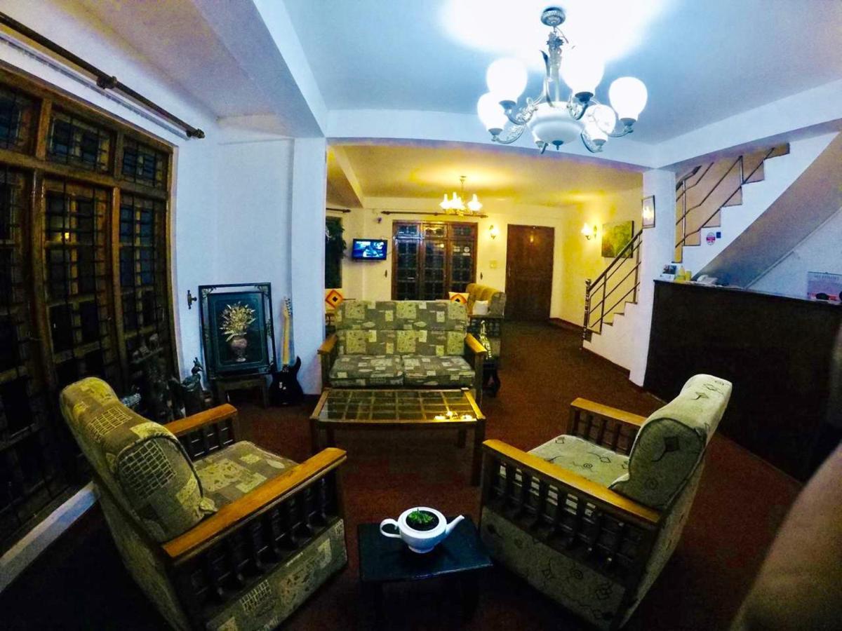 New Royal Mount Hotel Nuwara Eliya Exterior foto