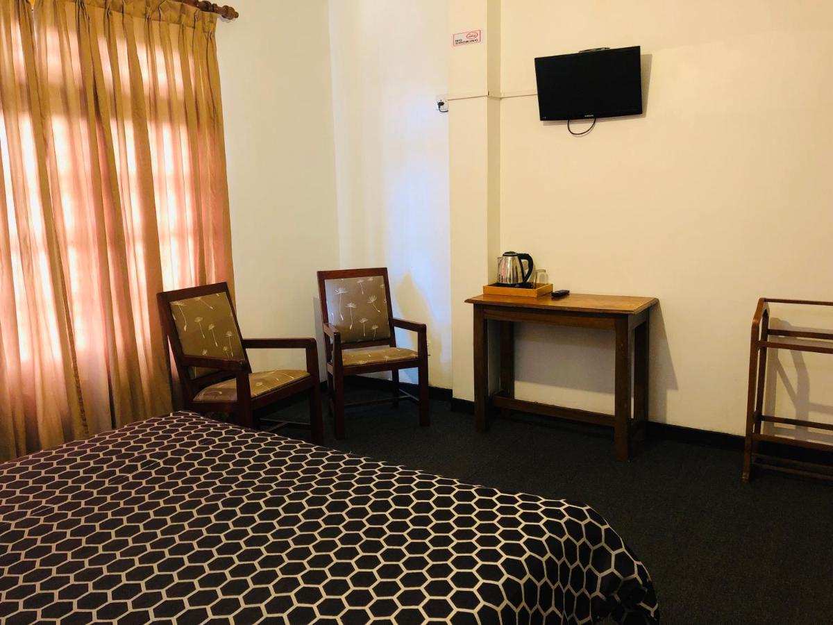 New Royal Mount Hotel Nuwara Eliya Exterior foto